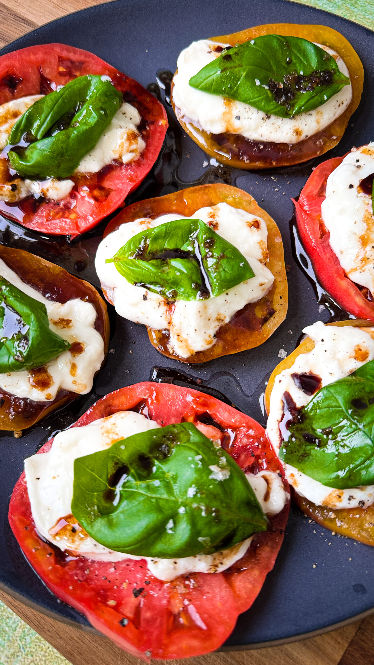 Read more about the article Easy Insalata Caprese Recipe – Quick Italian Salad