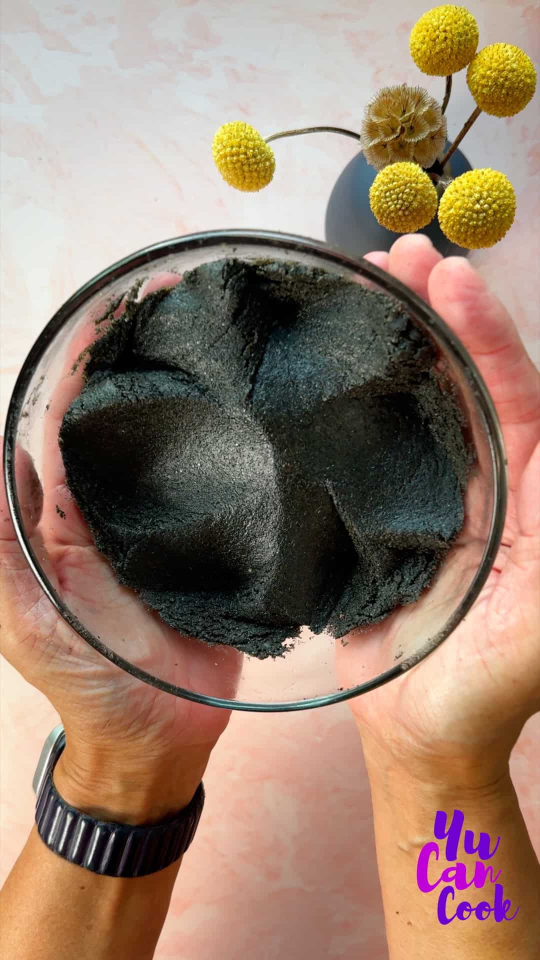 Read more about the article Black Sesame Paste: The Nutty Flavor You Can’t Resist